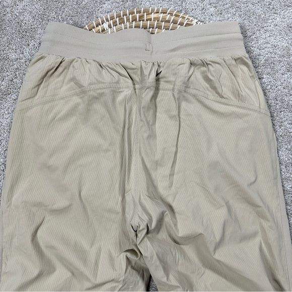 Lululemon Women’s Beyond the Studio 7/8 Jogger Pants Pull On in Trench Size 6 - Picture 8 of 16
